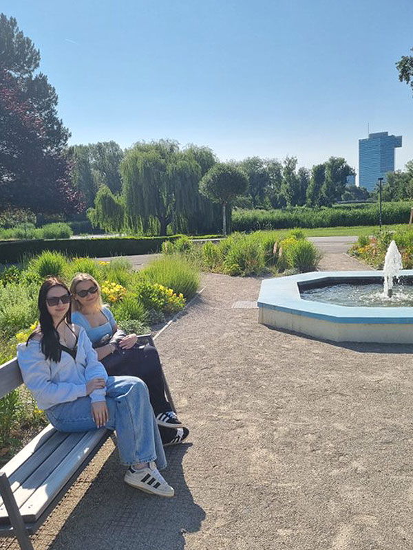 Entspannt im Donaupark das Schuljahr ausklingen lassen.