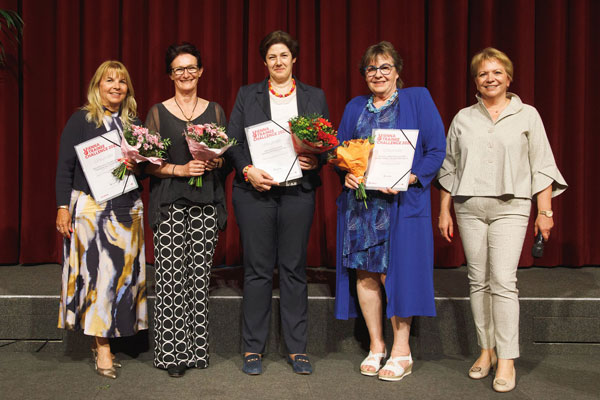 Die Direktorinnen der ausgezeichneten Berufsschulen (v.l.n.r.): BD Dipl.-Päd. Barbara Jarka, BD Stv. Mag. Renate Kurzweil, Christina Heinrich, BA BEd, BEd, OSRin BD Dipl.Päd. Eva-Maria Redl, BEd und Karin Grinnberger; Bild: Arman Rasteger