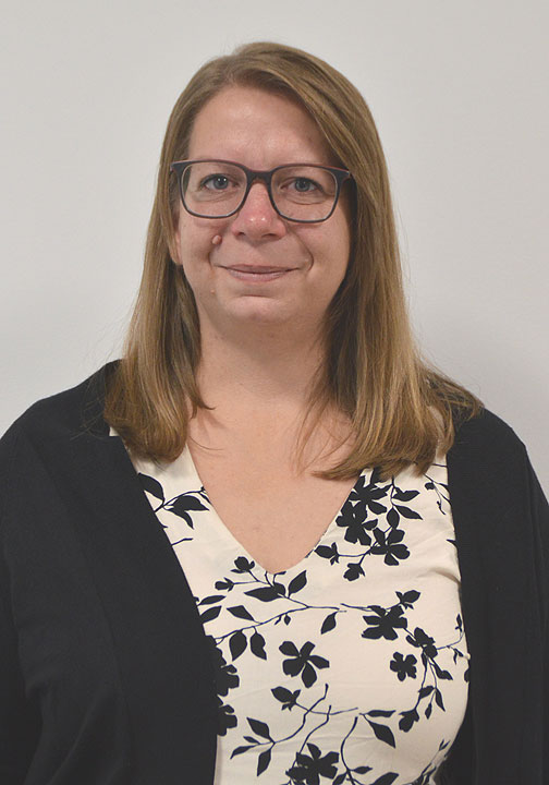 Anja Pehatschek, Sekretariat