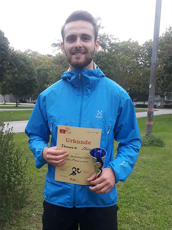 Der Sieger des KUS Herbstlaufes: Milan Donner aus der 3 VH