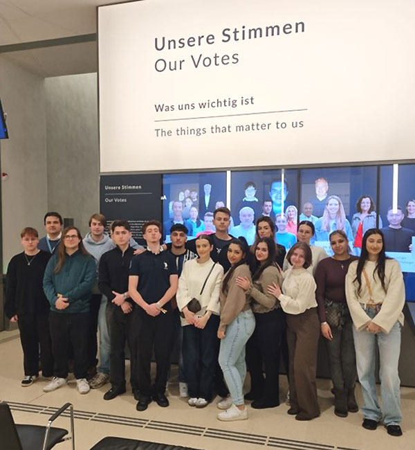 Gruppenbild im Parlament