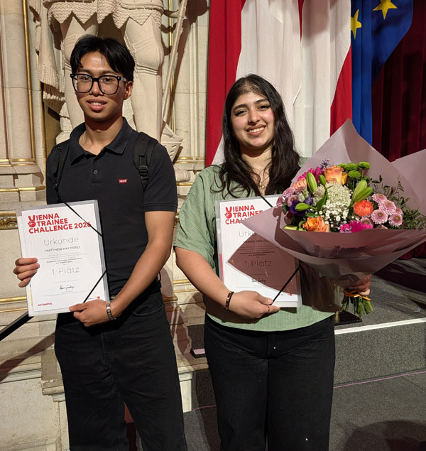 Matthew Ray Perez (links), 3. Lehrjahr und Merna Moussa, 2. Lehrjahr, beide 1. Plätze in ihren Altersgruppen.