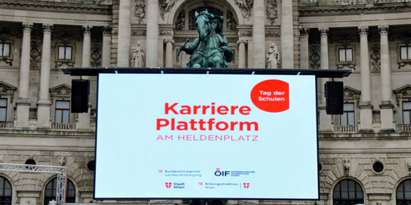 Karriereplattform am Heldenplatz